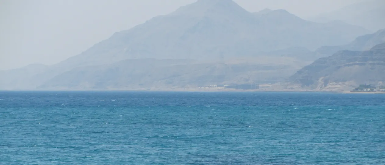 فيلا تجريبية بحمام سباحة خاص — العين السخنة — صورة 2